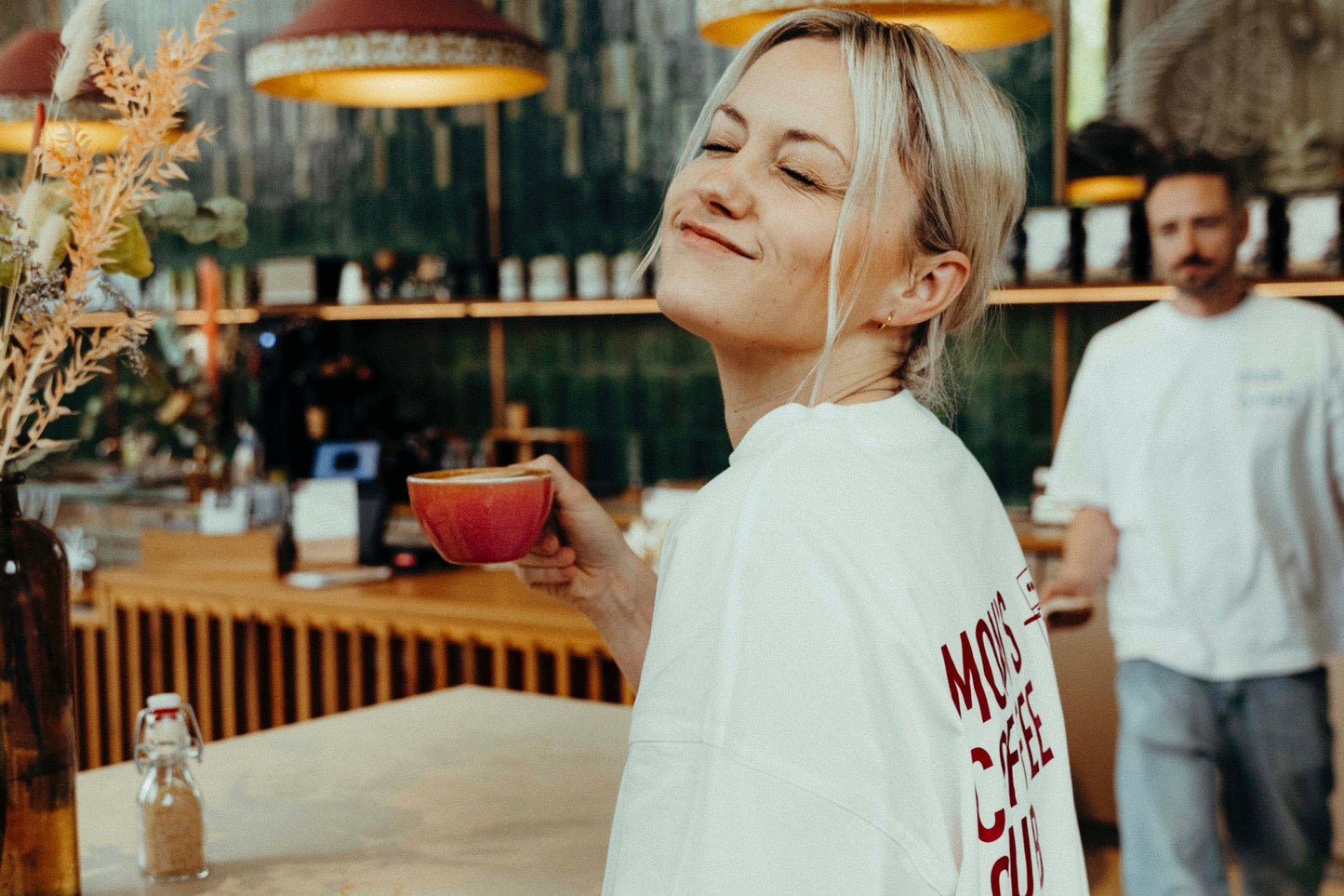 T-SHIRT MOMCLUB x Rehorik
