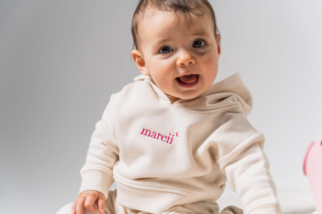 Nachhaltige Baby-Basics: Hoodie und Sweater aus Bio-Baumwolle von marcii